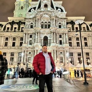 Meet your Posher, Max